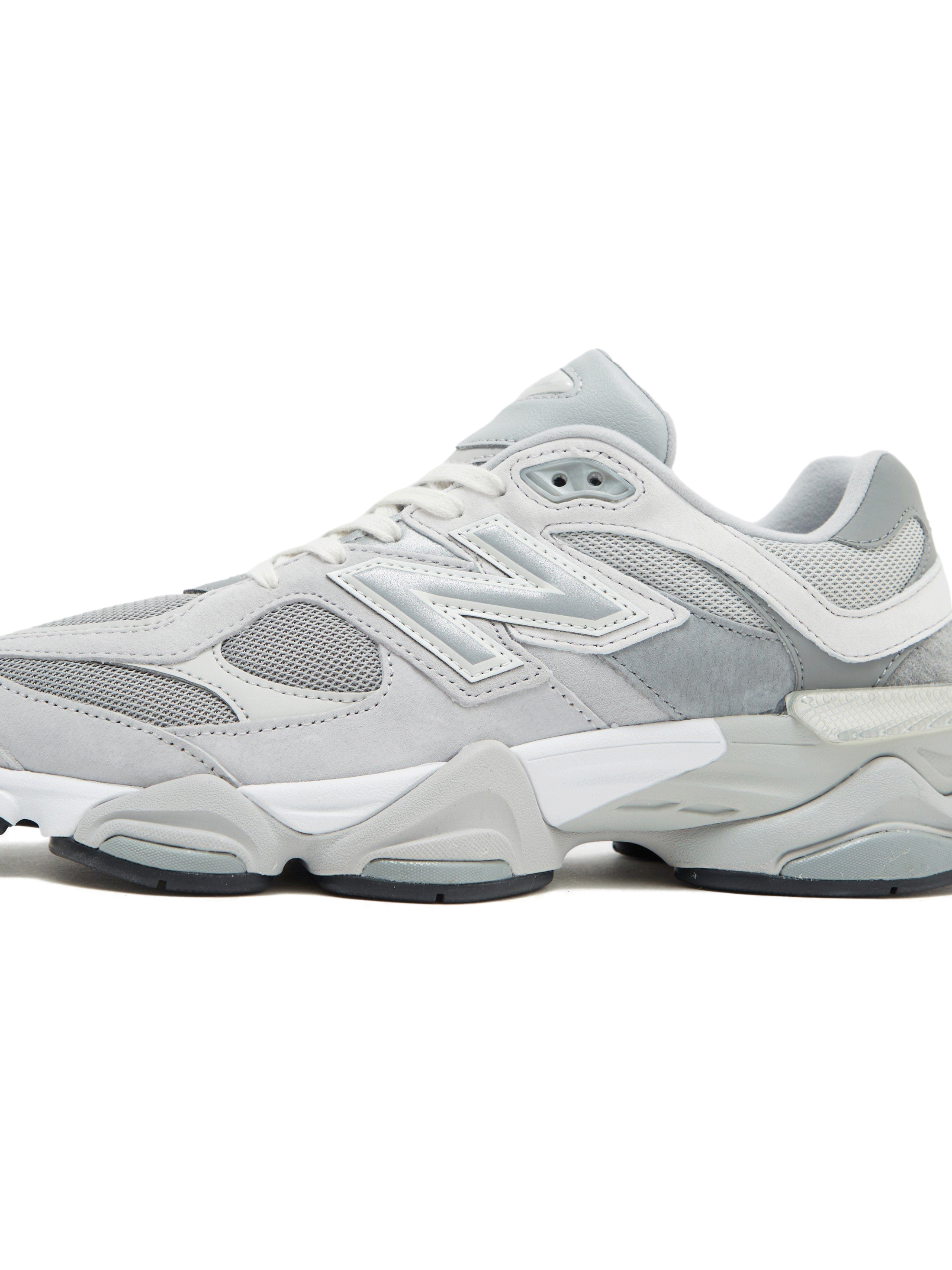New Balance 9060 Gray