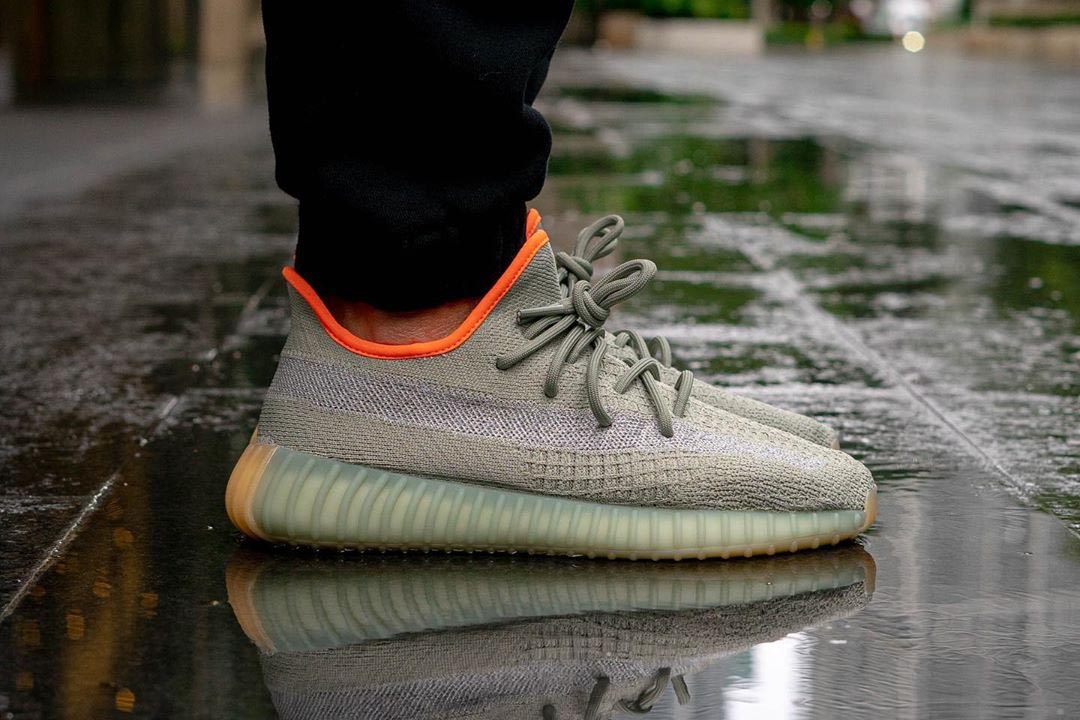 Adidas Yeezy Boost 350 V2 Zebra